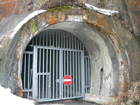 トンネル入り口.JPG
